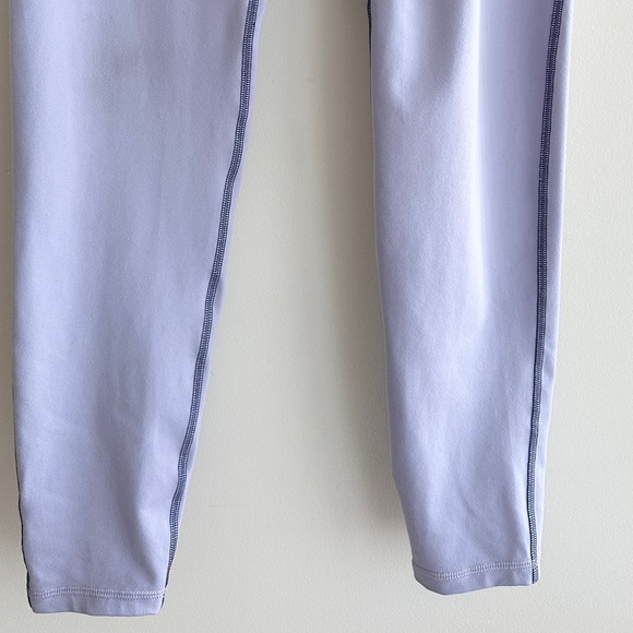 Old Navy High-Waisted Elevate Color-Block Compression Leggings, Pageant Purple,L - Picture 5 of 16